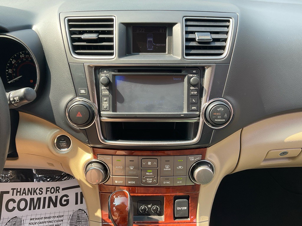 2013 Toyota Highlander Image 20