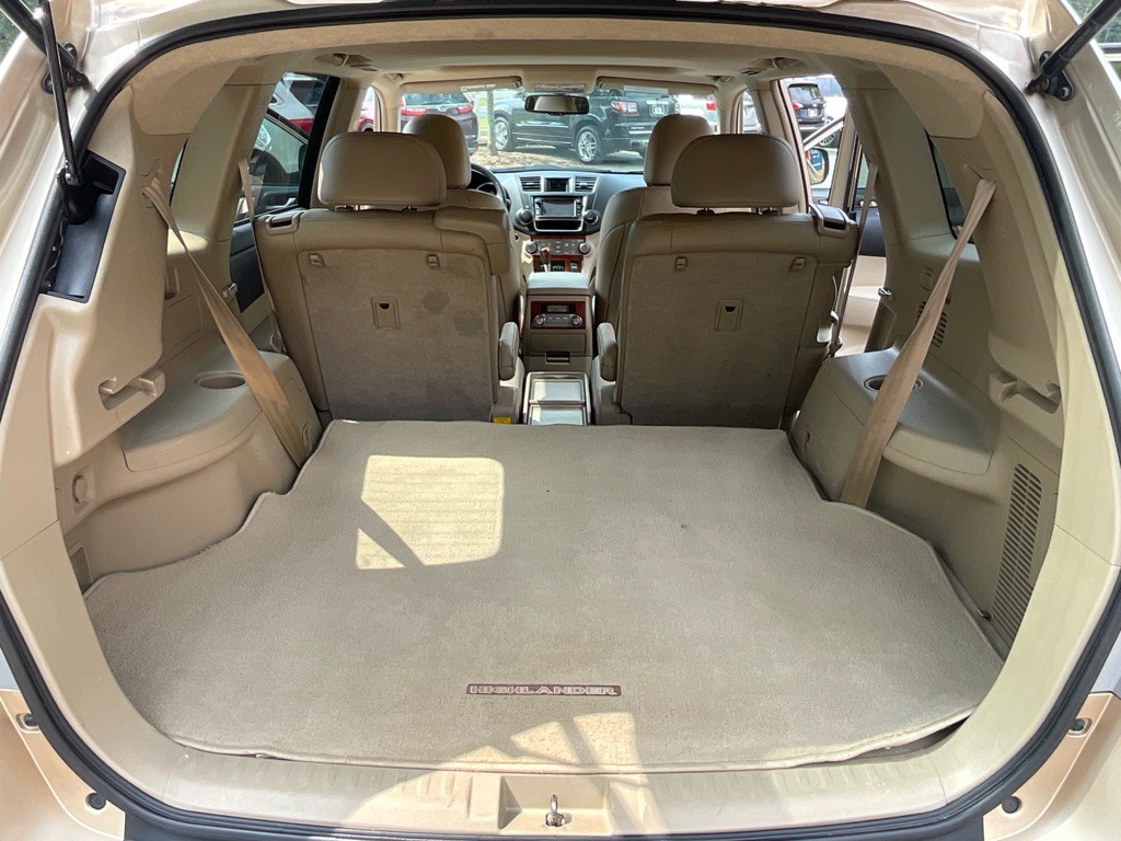2013 Toyota Highlander Image 34