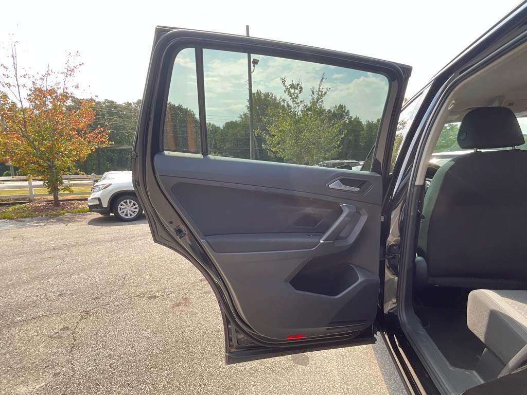 2020 Volkswagen Tiguan Image 39