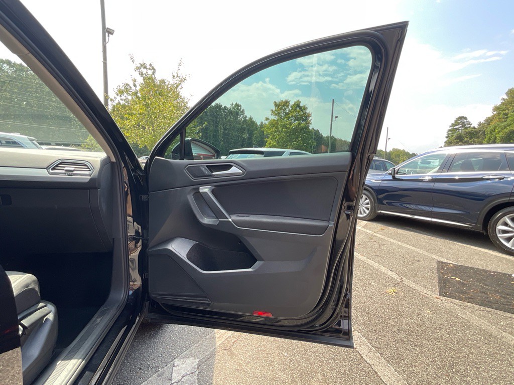 2020 Volkswagen Tiguan Image 40