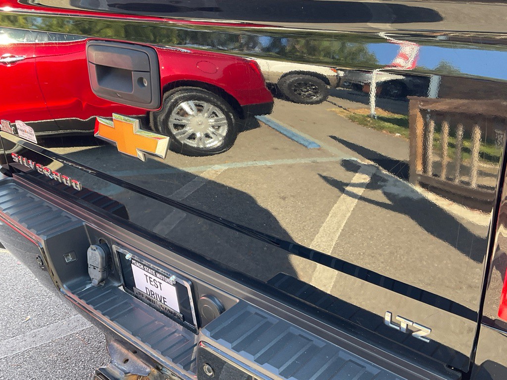 2018 Chevrolet Silverado 1500 Image 10