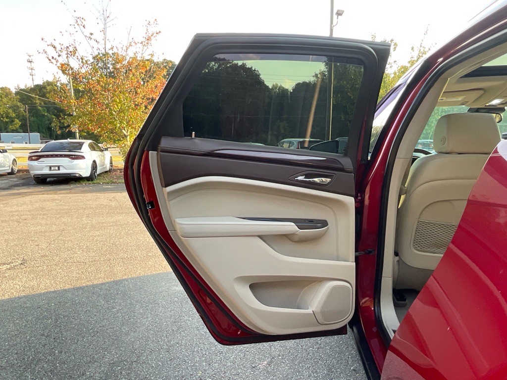 2013 Cadillac SRX Image 39