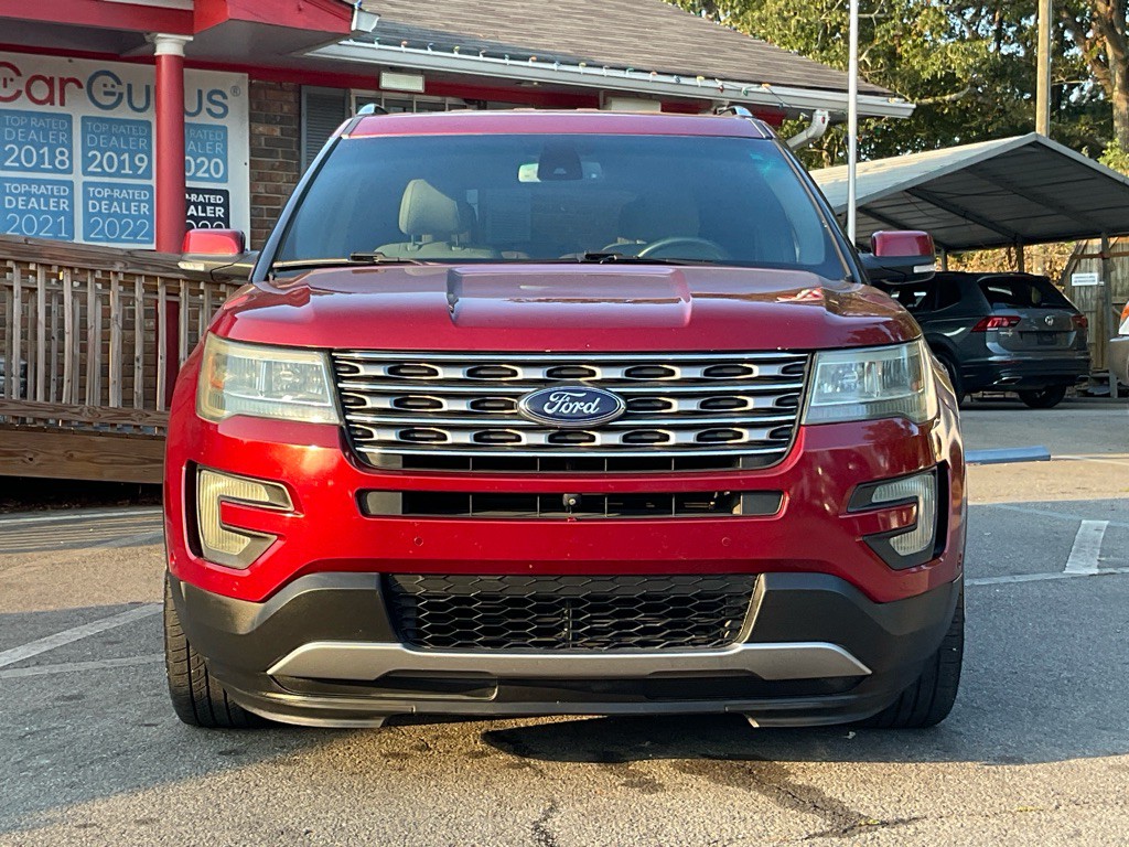 2017 Ford Explorer Image 2