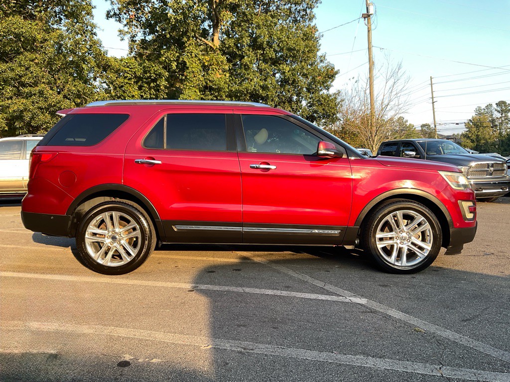 2017 Ford Explorer Image 4