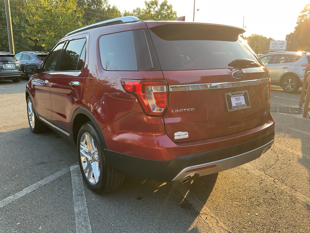 2017 Ford Explorer Image 7