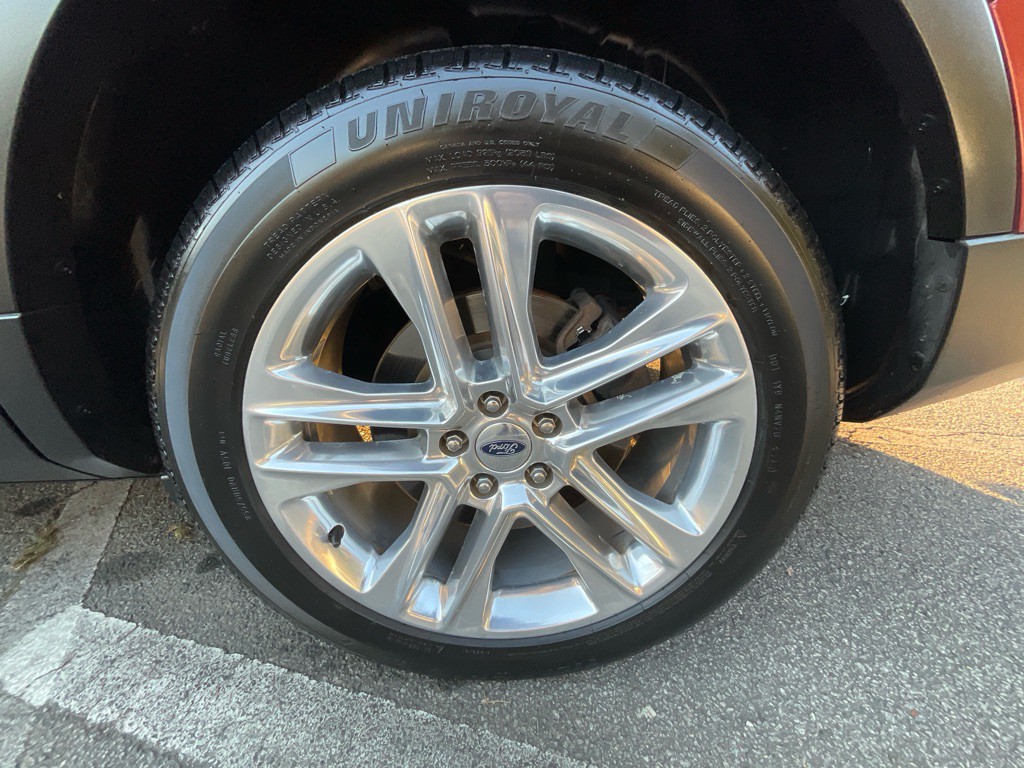 2017 Ford Explorer Image 11