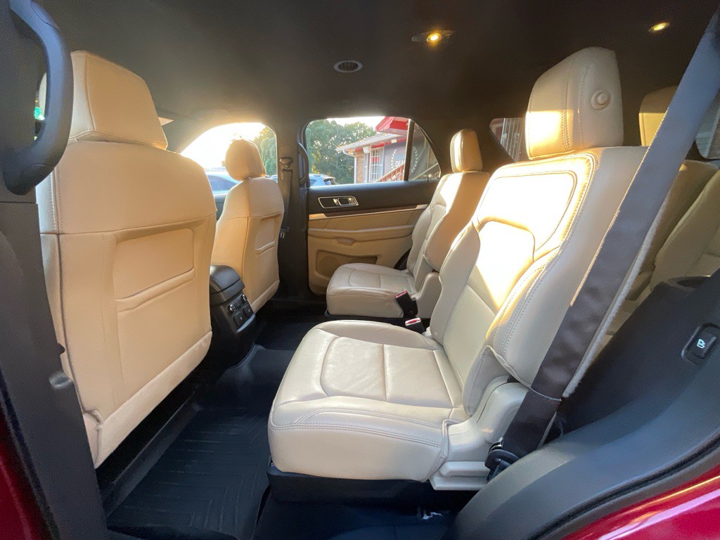 2017 Ford Explorer Image 27