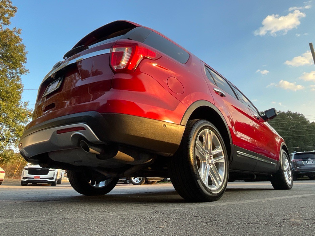 2017 Ford Explorer Image 48