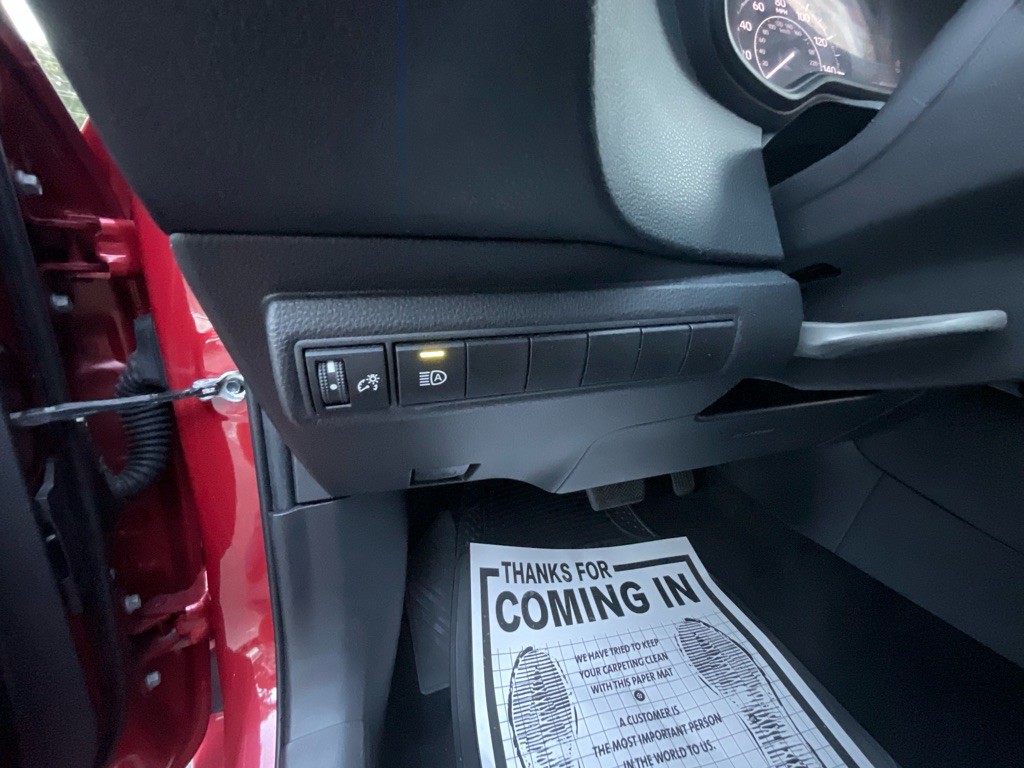 2020 Toyota Corolla Image 39