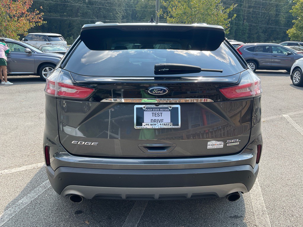 2020 Ford Edge Image 6