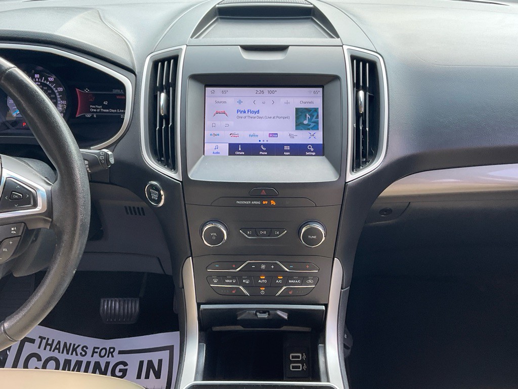 2020 Ford Edge Image 22