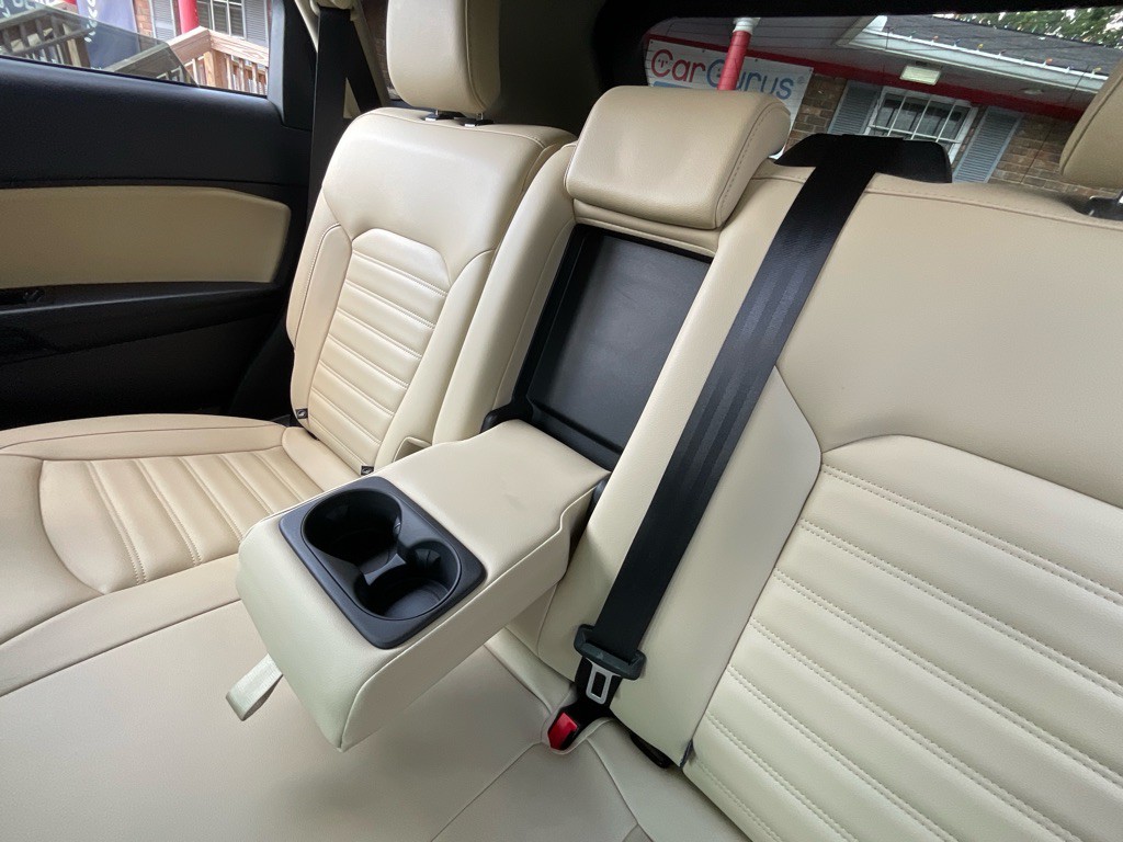 2020 Ford Edge Image 33