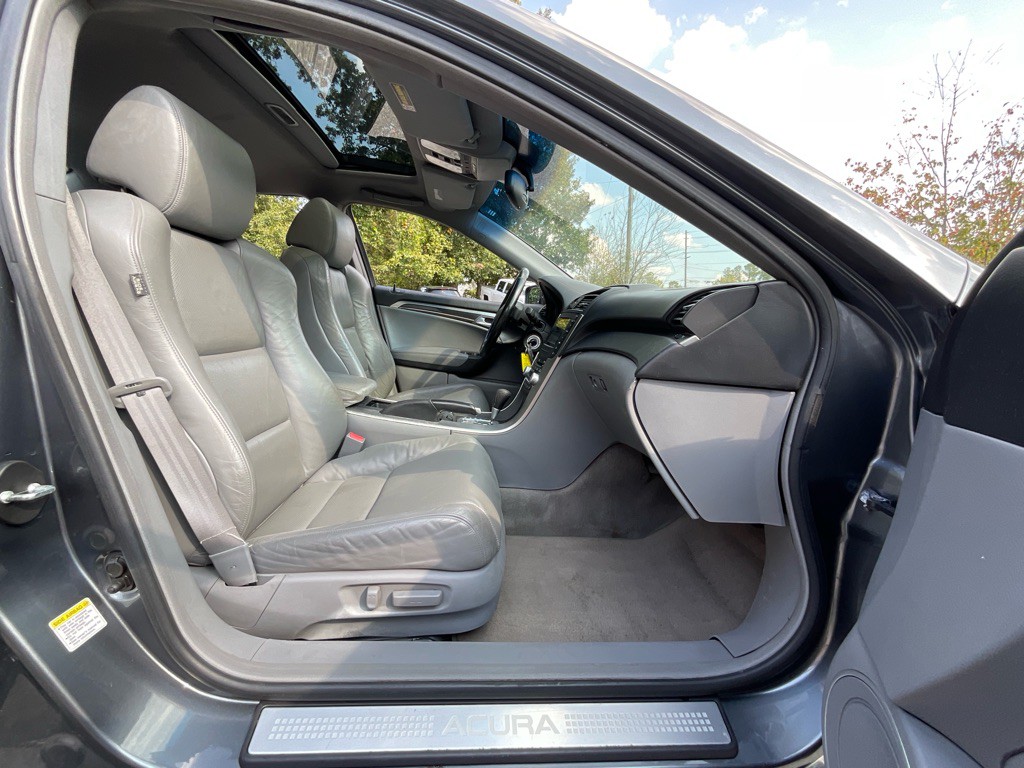 2005 Acura TL Image 17