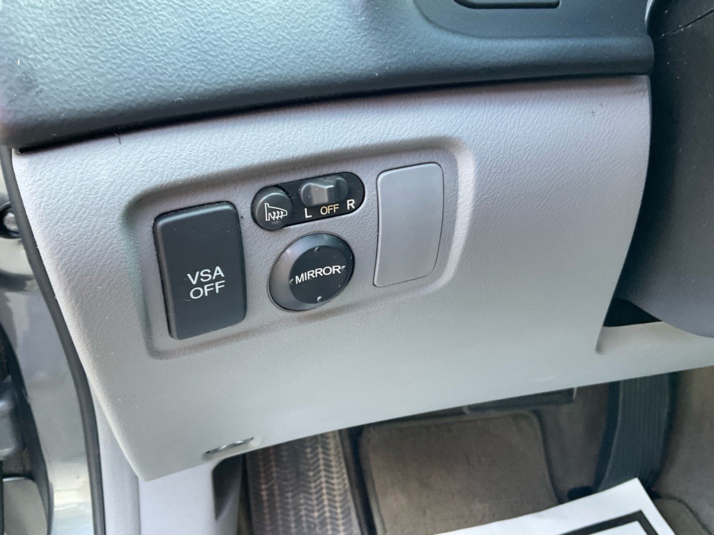 2005 Acura TL Image 39