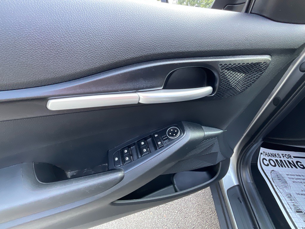 2023 Kia Seltos Image 38