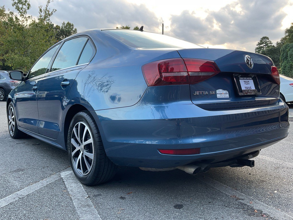 2017 Volkswagen Jetta Image 7