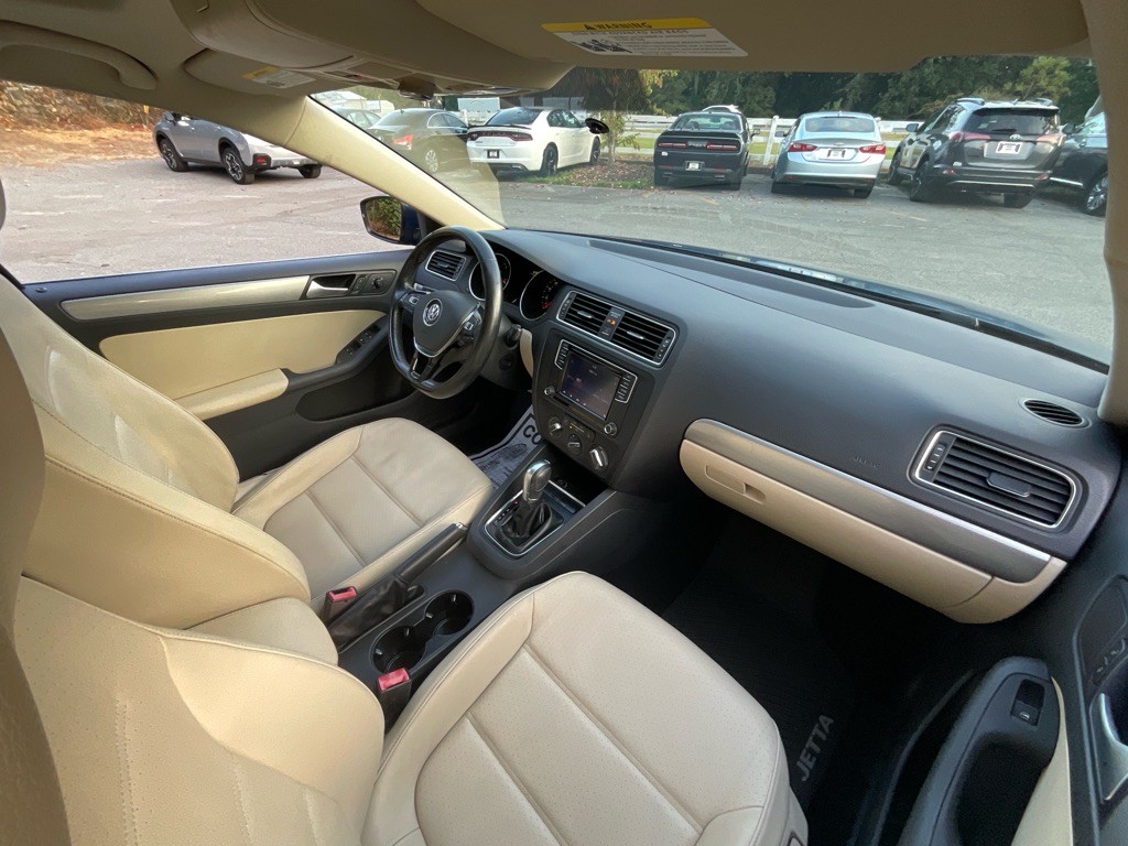 2017 Volkswagen Jetta Image 17