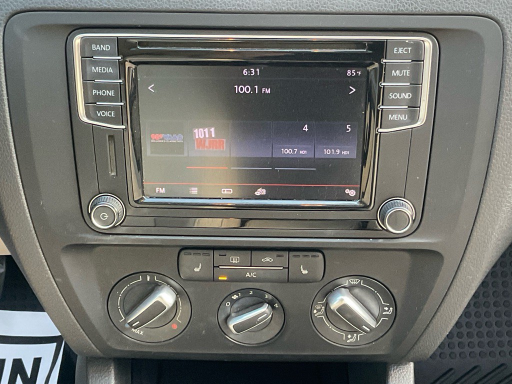 2017 Volkswagen Jetta Image 21
