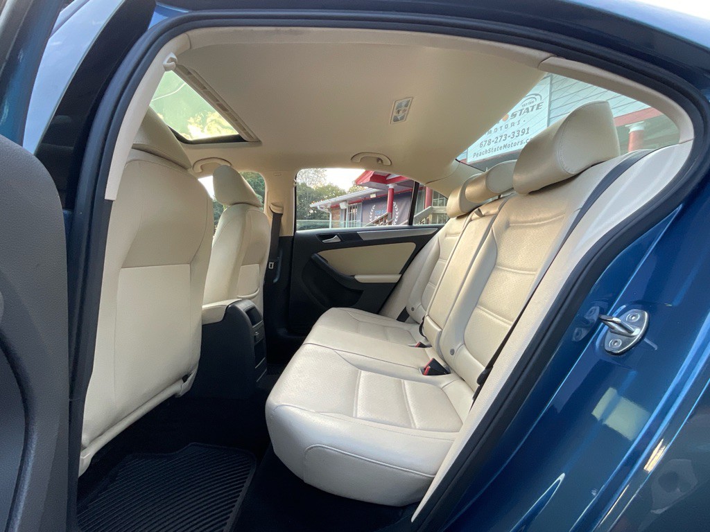 2017 Volkswagen Jetta Image 26