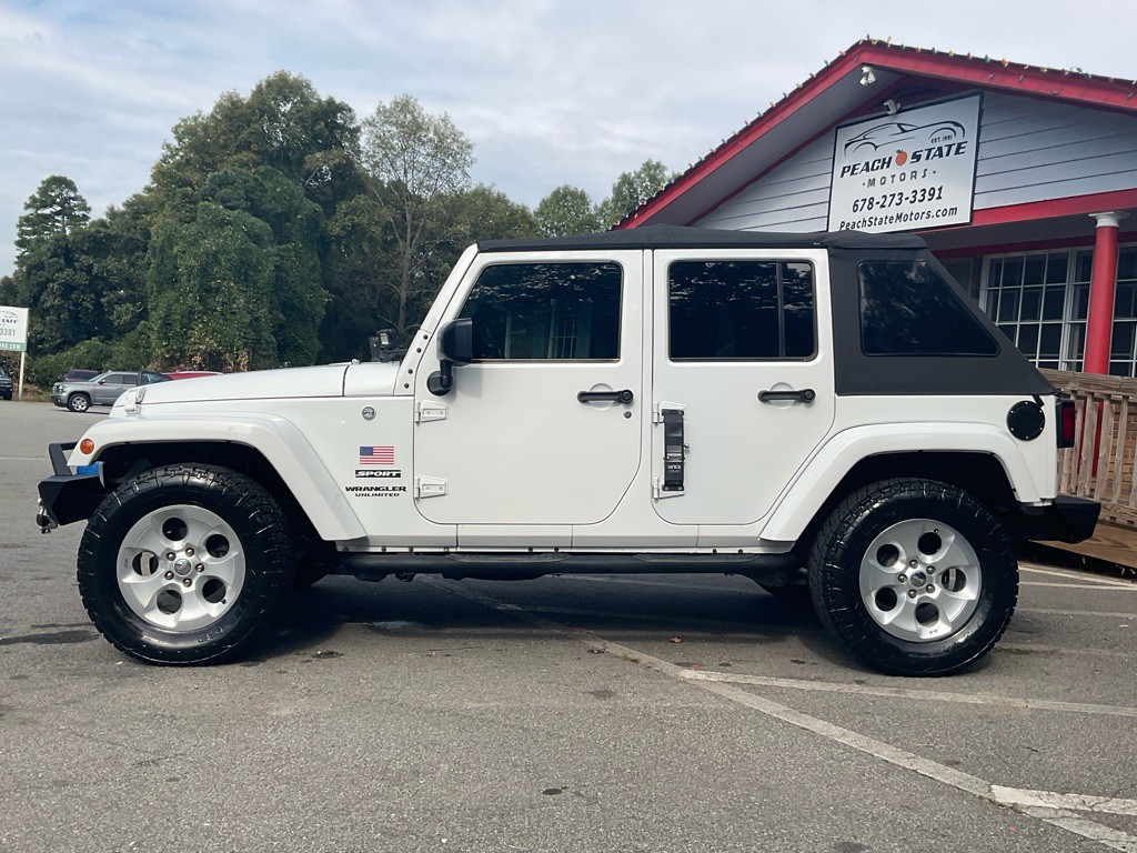 2017 Jeep Wrangler Unlimited Image 8