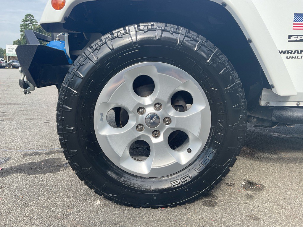 2017 Jeep Wrangler Unlimited Image 9