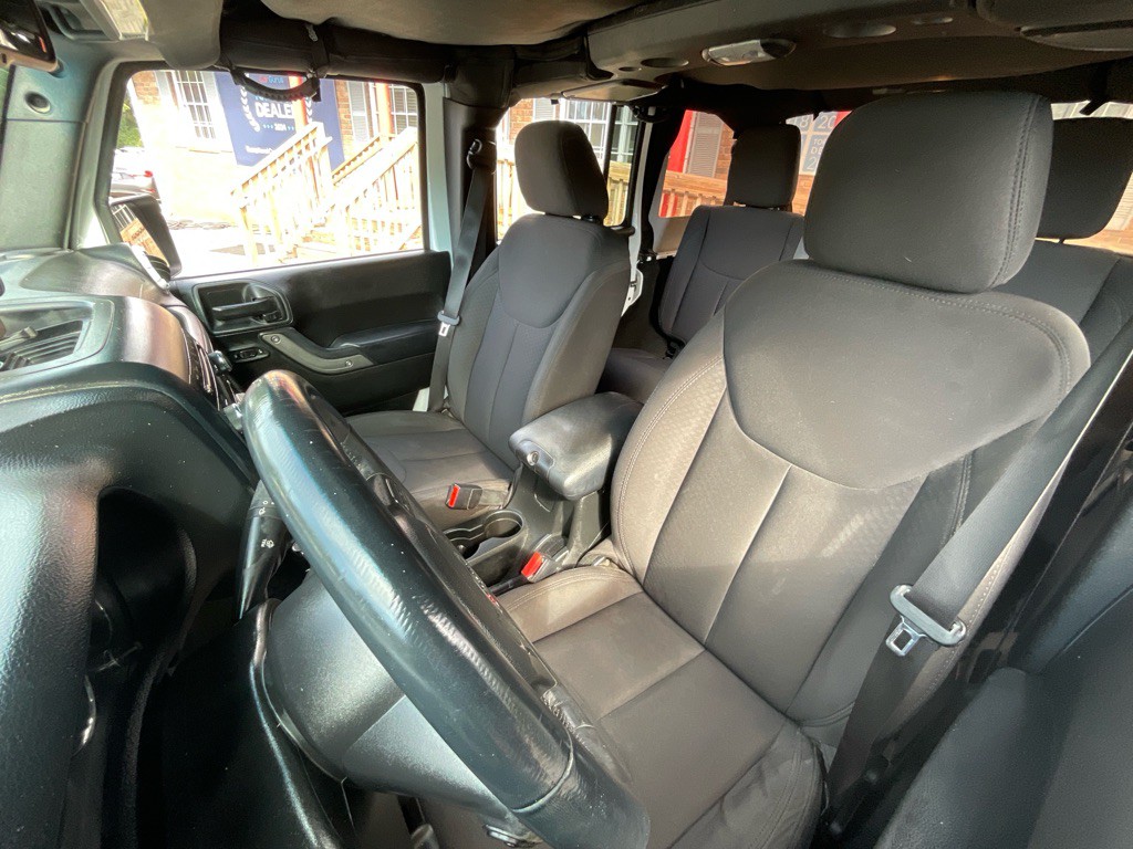 2017 Jeep Wrangler Unlimited Image 15