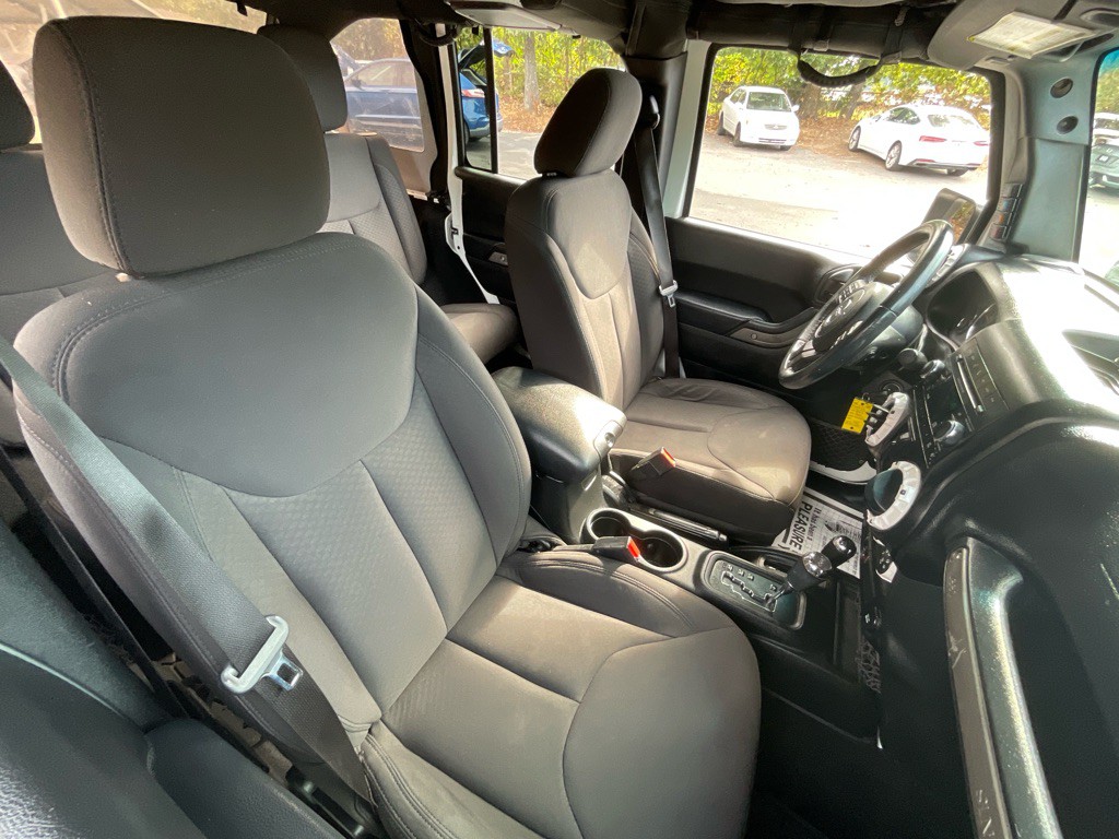 2017 Jeep Wrangler Unlimited Image 18