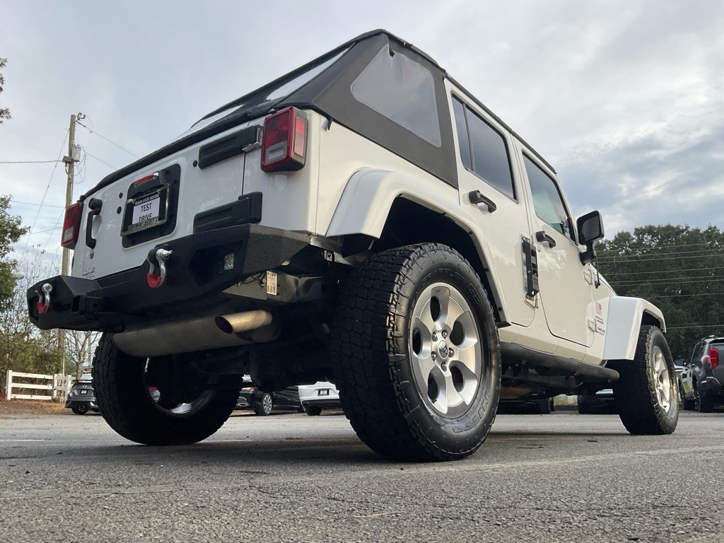 2017 Jeep Wrangler Unlimited Image 39