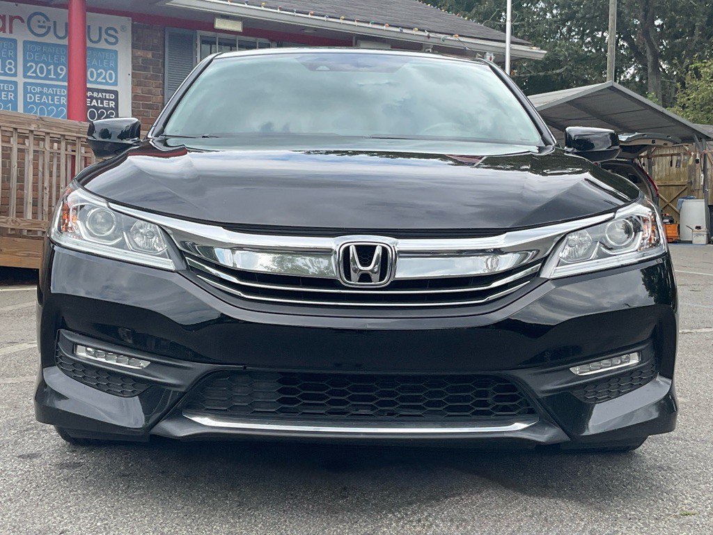 2016 Honda Accord Image 2