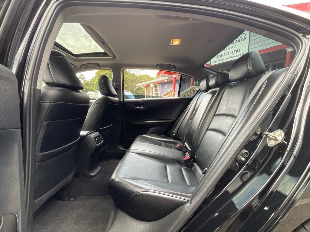 2016 Honda Accord Image 26