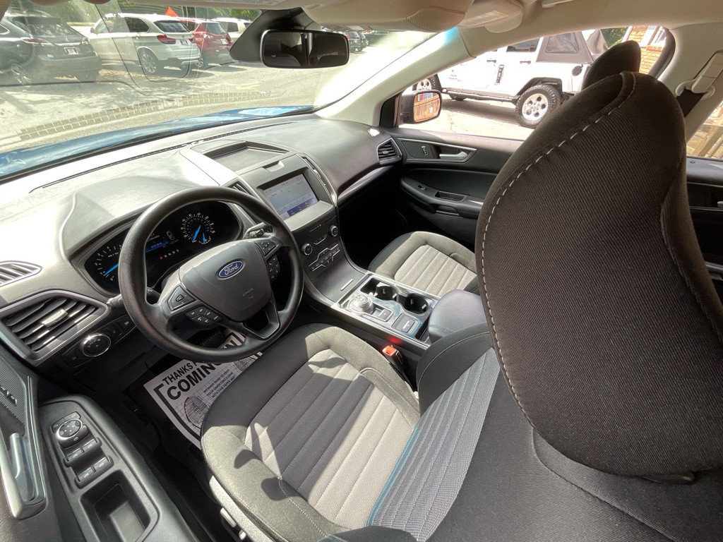 2020 Ford Edge Image 15