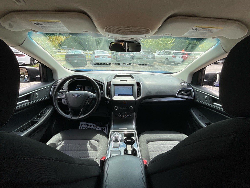 2020 Ford Edge Image 20