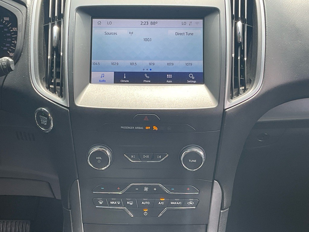 2020 Ford Edge Image 22