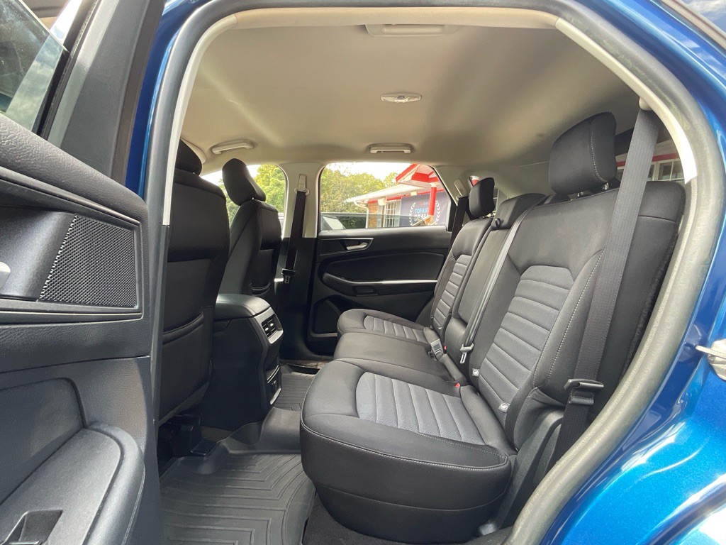2020 Ford Edge Image 28