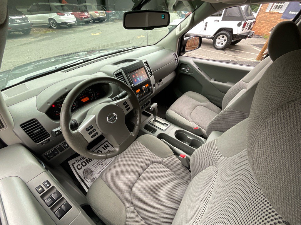 2019 Nissan Frontier Image 15