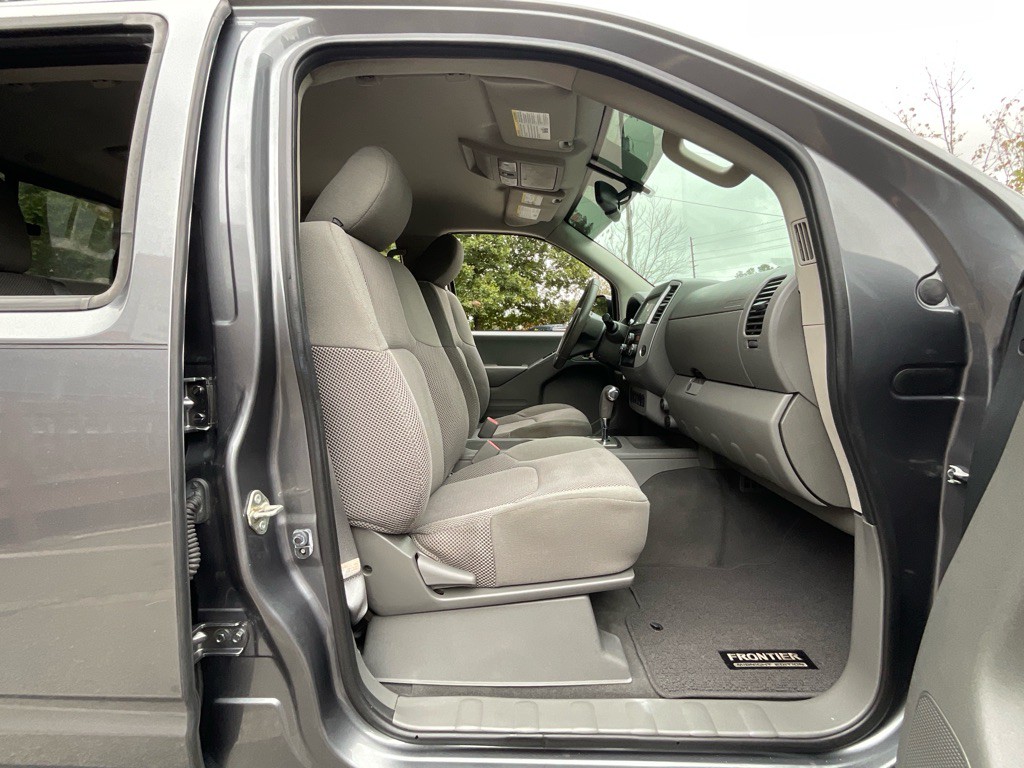 2019 Nissan Frontier Image 17
