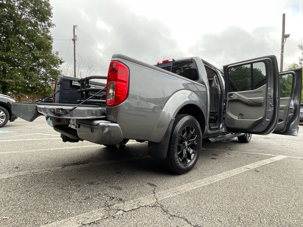 2019 Nissan Frontier Image 34