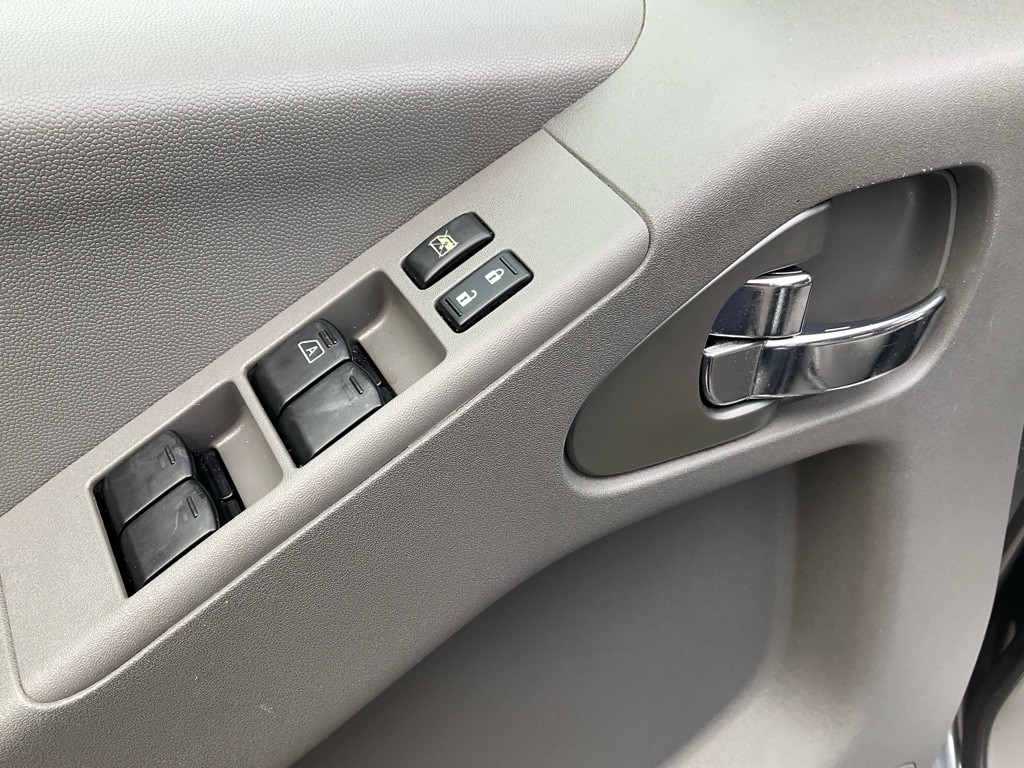 2019 Nissan Frontier Image 38