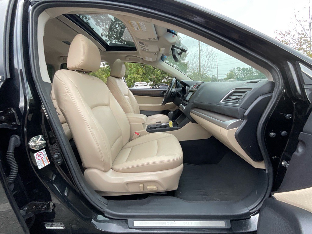 2016 Subaru Outback Image 17