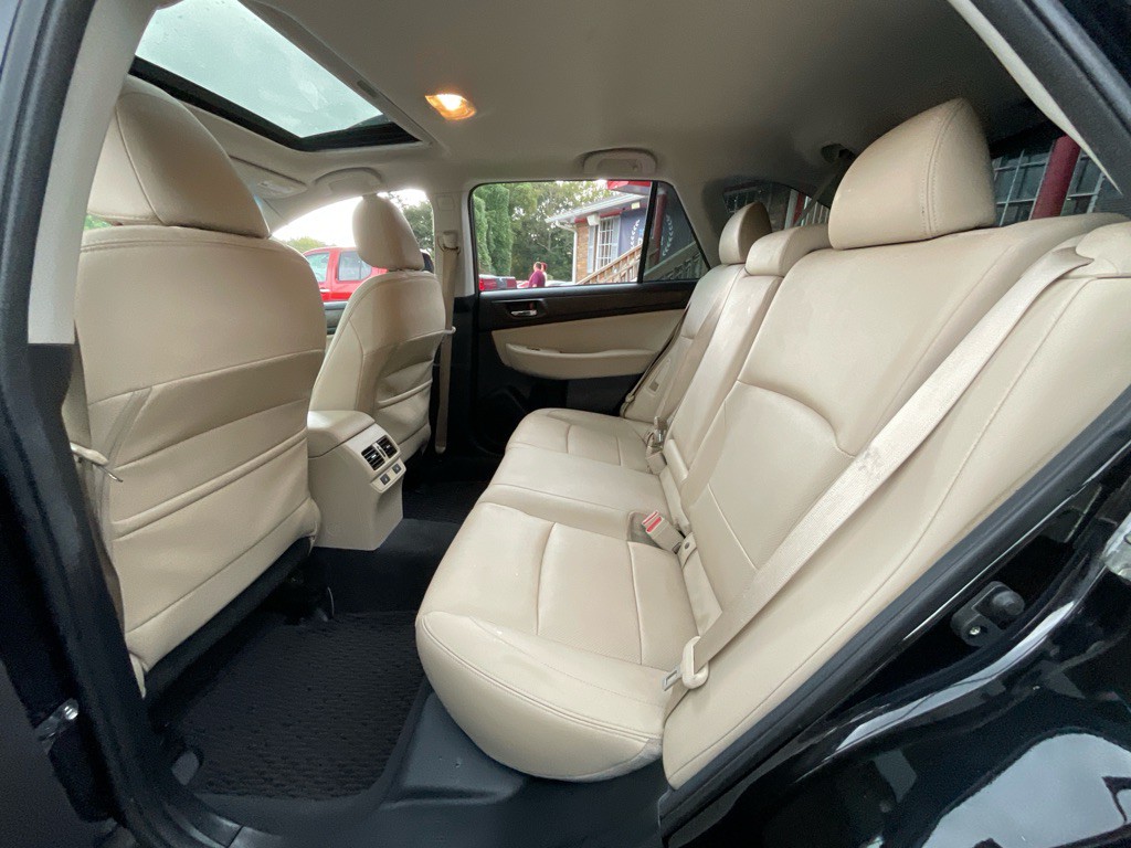2016 Subaru Outback Image 28