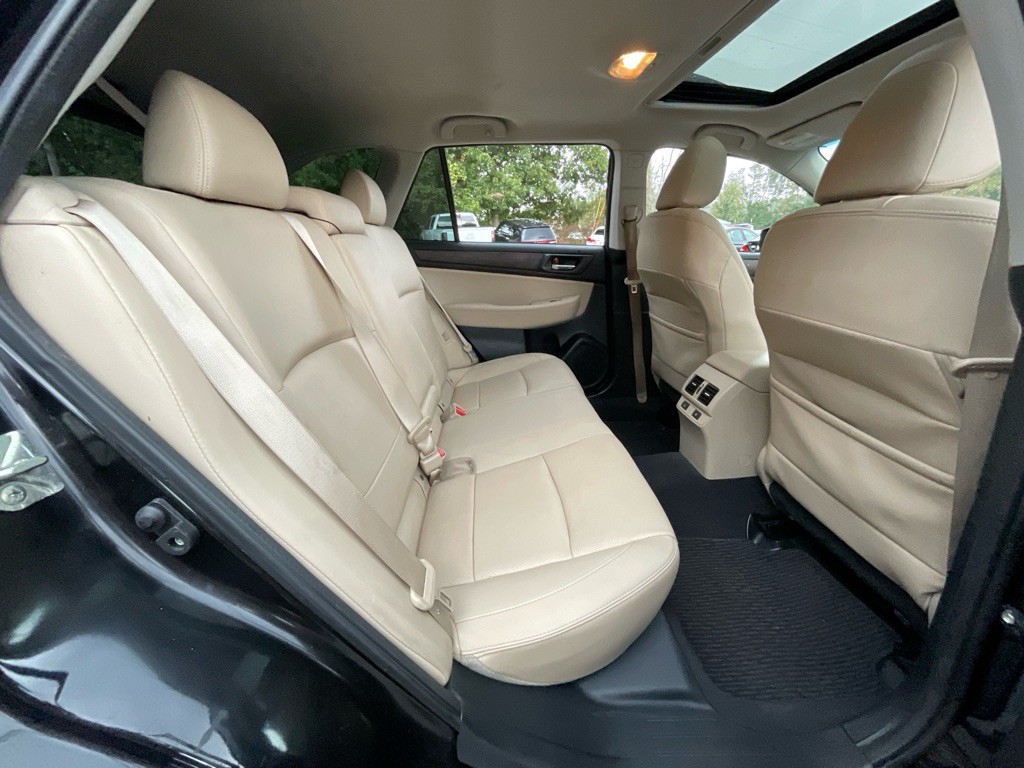 2016 Subaru Outback Image 31