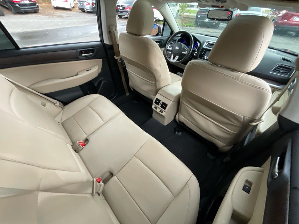 2016 Subaru Outback Image 32