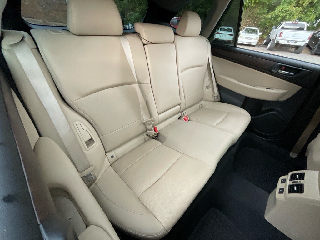 2016 Subaru Outback Image 33