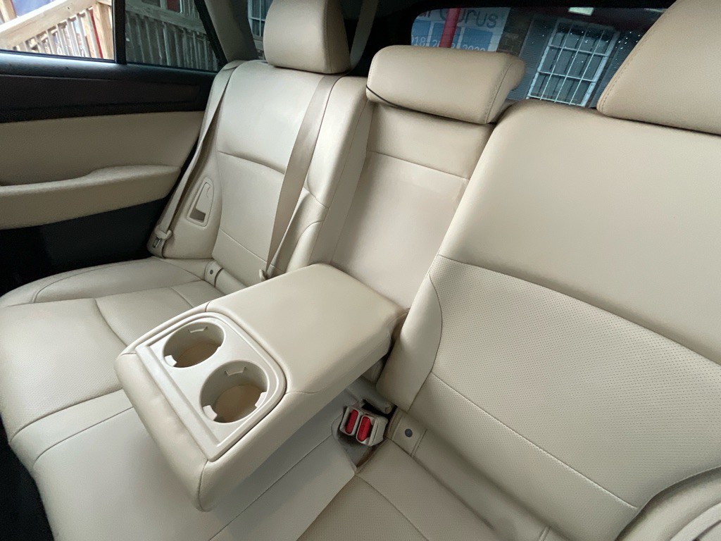2016 Subaru Outback Image 34