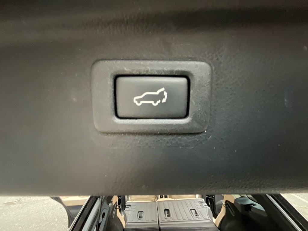 2016 Subaru Outback Image 40