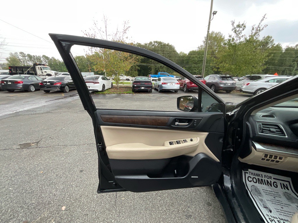 2016 Subaru Outback Image 41