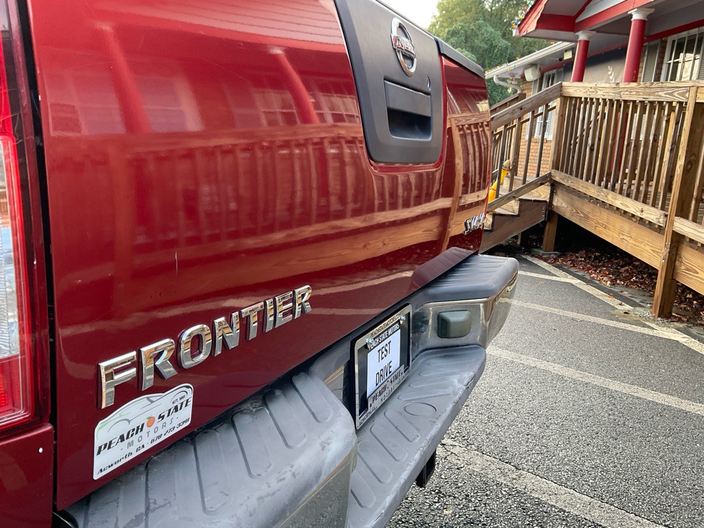 2012 Nissan Frontier Image 9