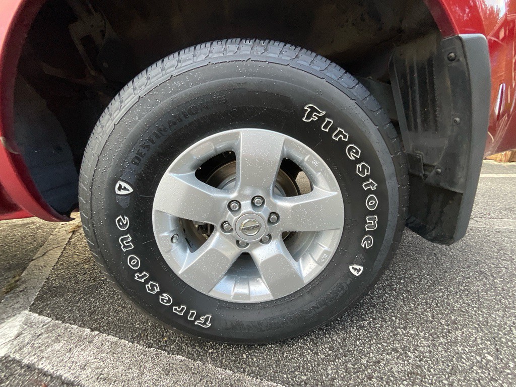 2012 Nissan Frontier Image 12