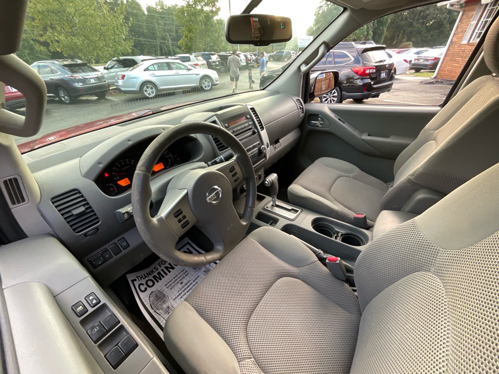 2012 Nissan Frontier Image 15