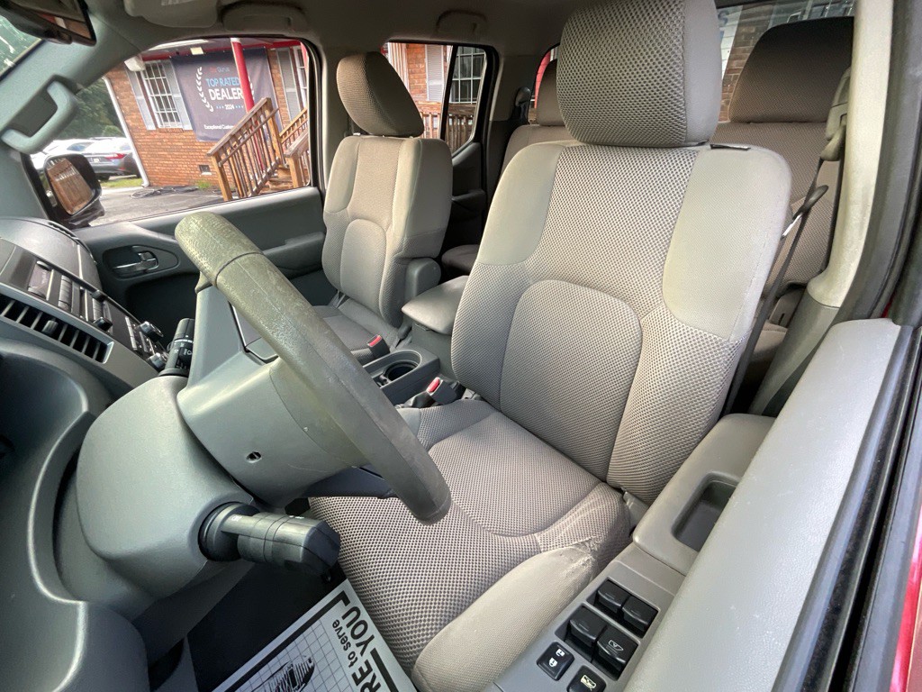 2012 Nissan Frontier Image 16